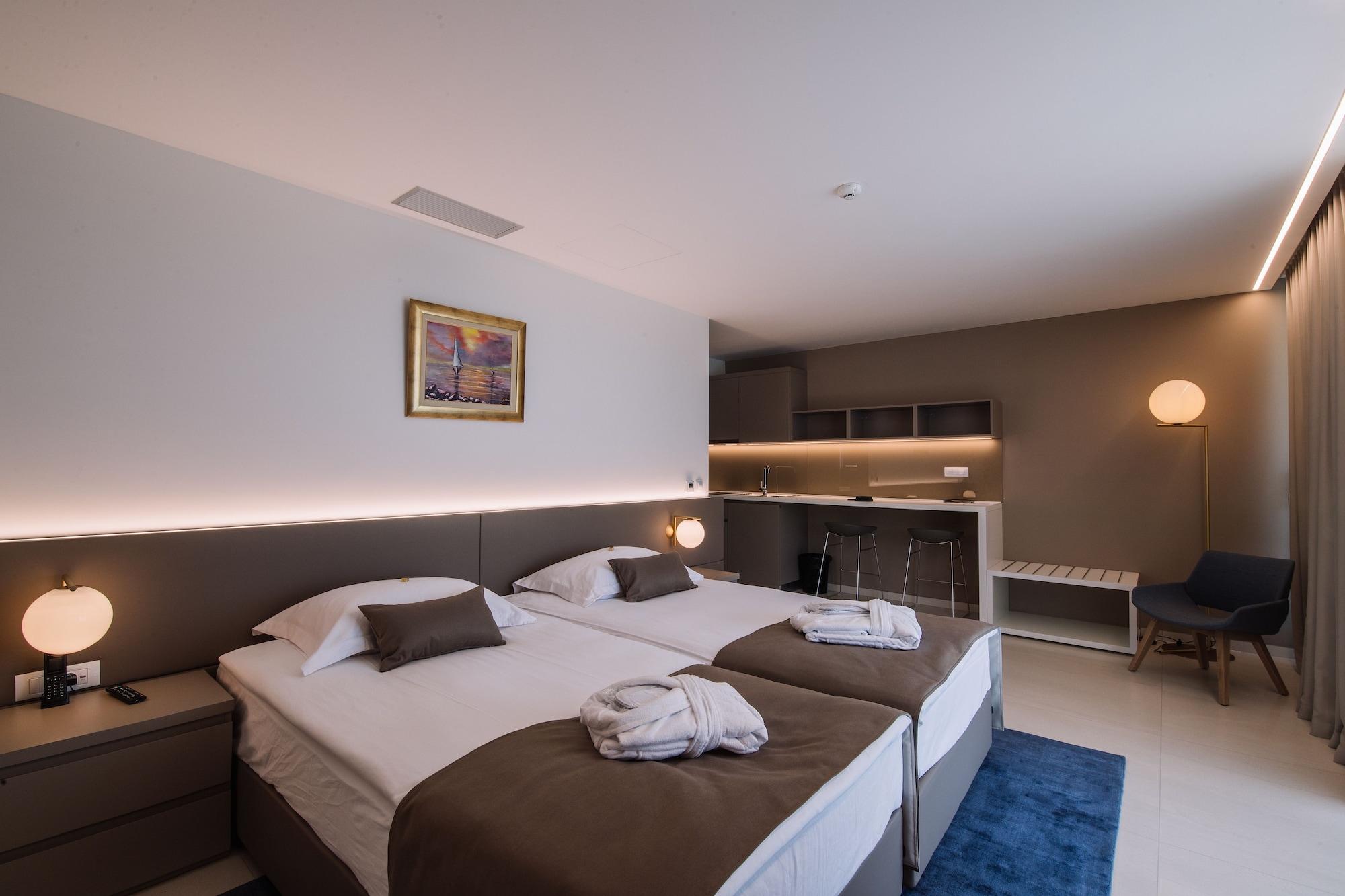Joel Hotel