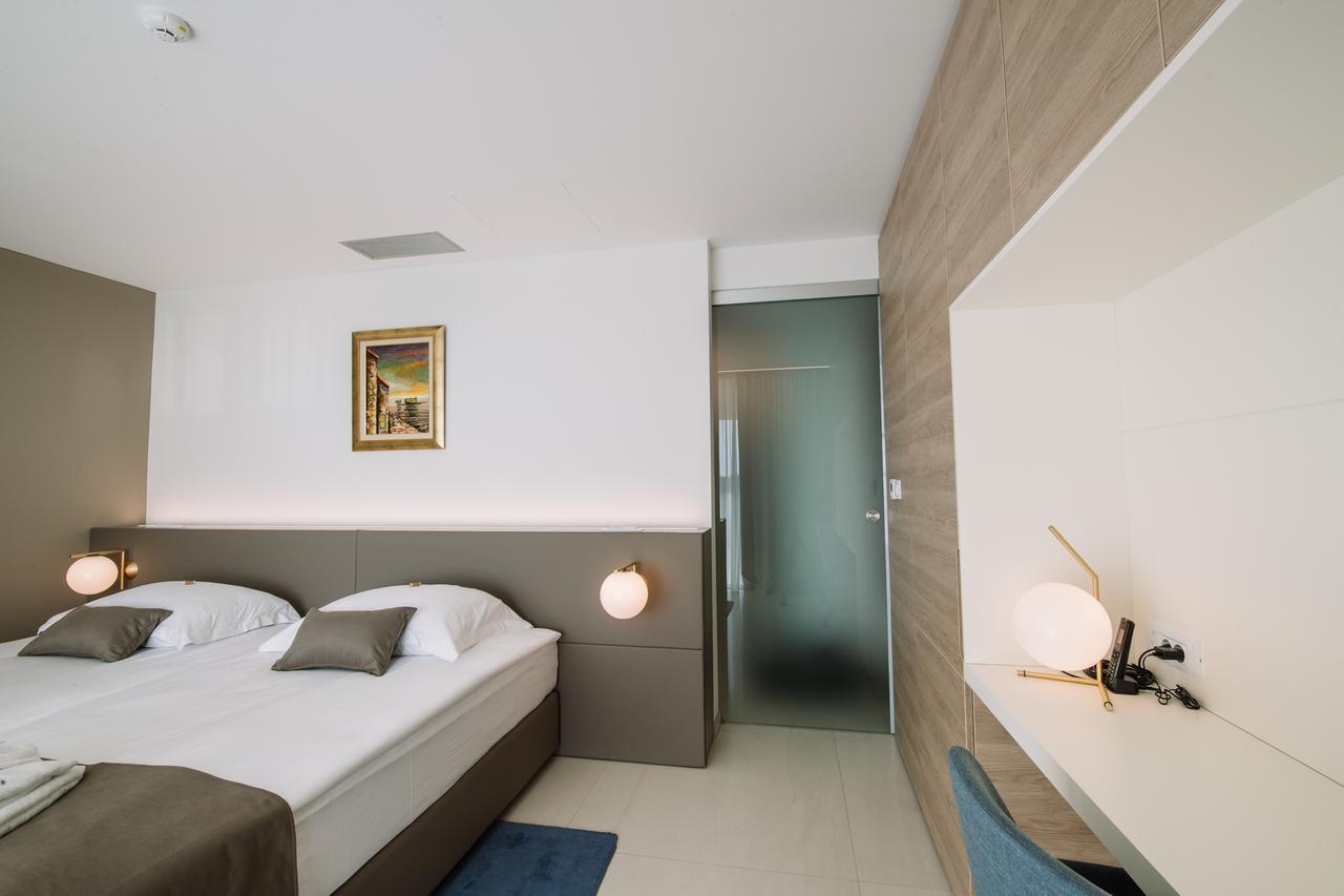 Joel Hotel 4*