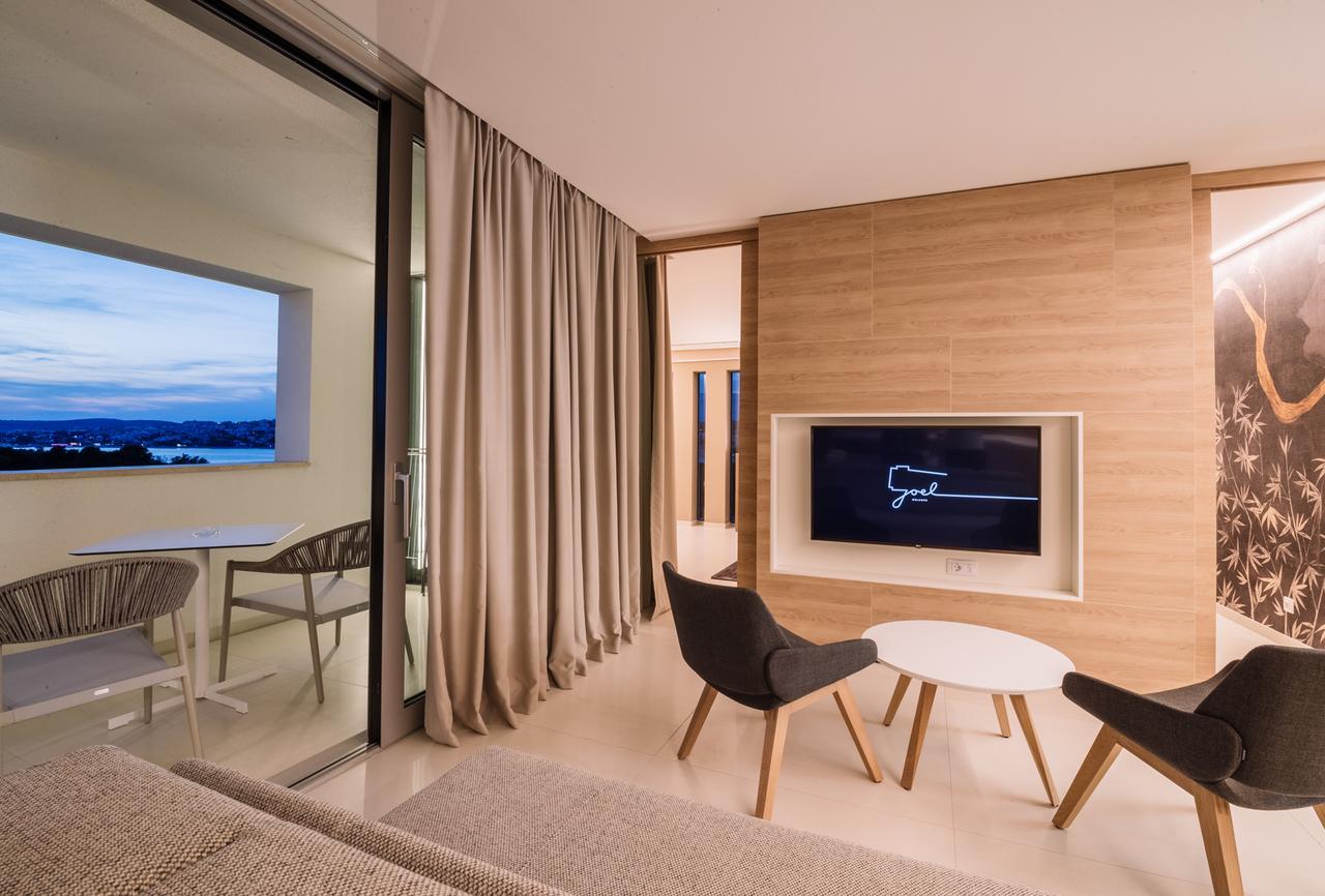 Joel Hotel